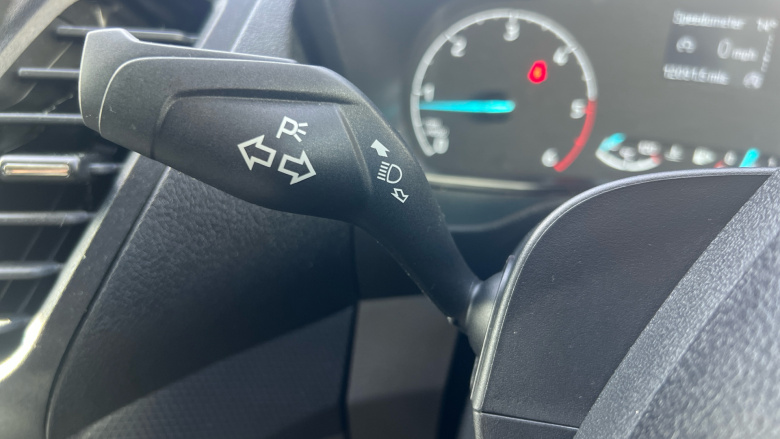 Ford Transit Connect 240 L2 Diesel 1.5 EcoBlue 100ps Leader D/Cab Van